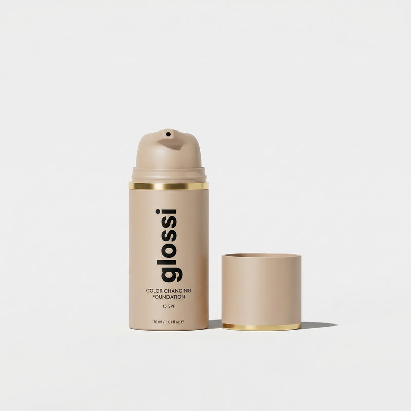 Beauty Experts Stunned: This Color-Changing Foundation Erases Years Off Aging Skin. Here's 7 Reasons Why.